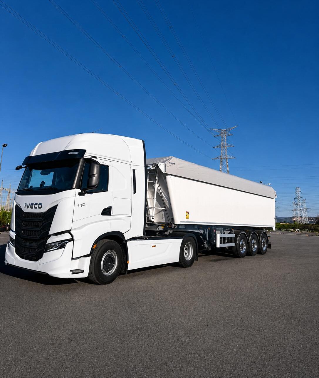 banera-aluminio-iveco-rayma-logistic.jpg